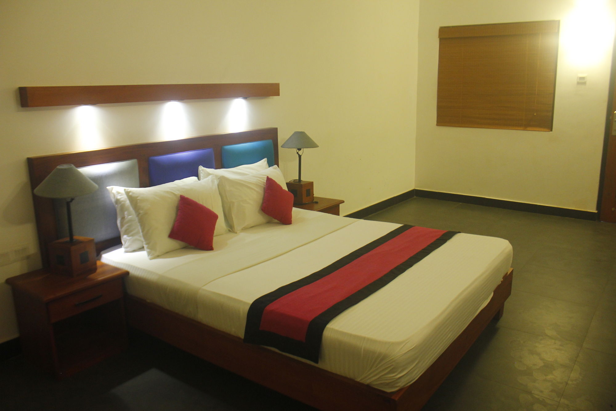 Star Beach Guest House Negombo Ngoại thất bức ảnh