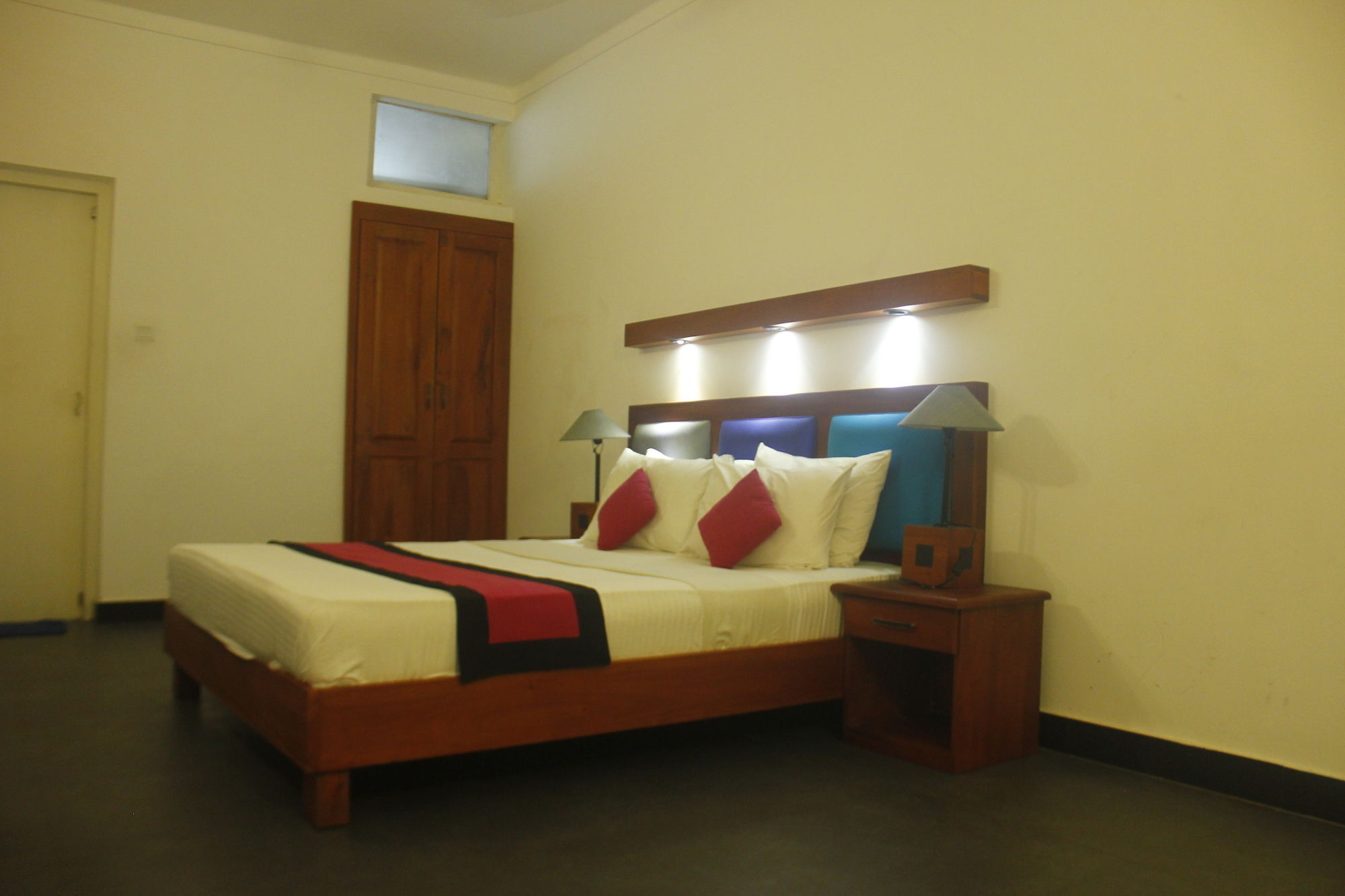 Star Beach Guest House Negombo Ngoại thất bức ảnh