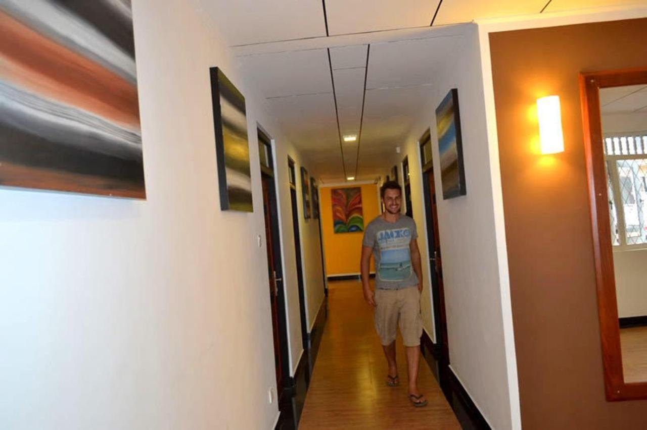Star Beach Guest House Negombo Ngoại thất bức ảnh