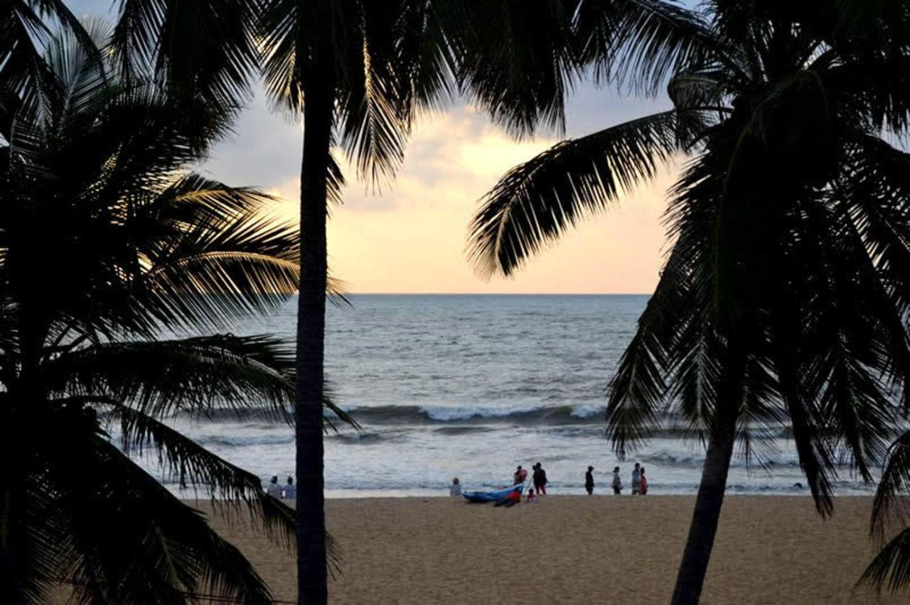 Star Beach Guest House Negombo Ngoại thất bức ảnh